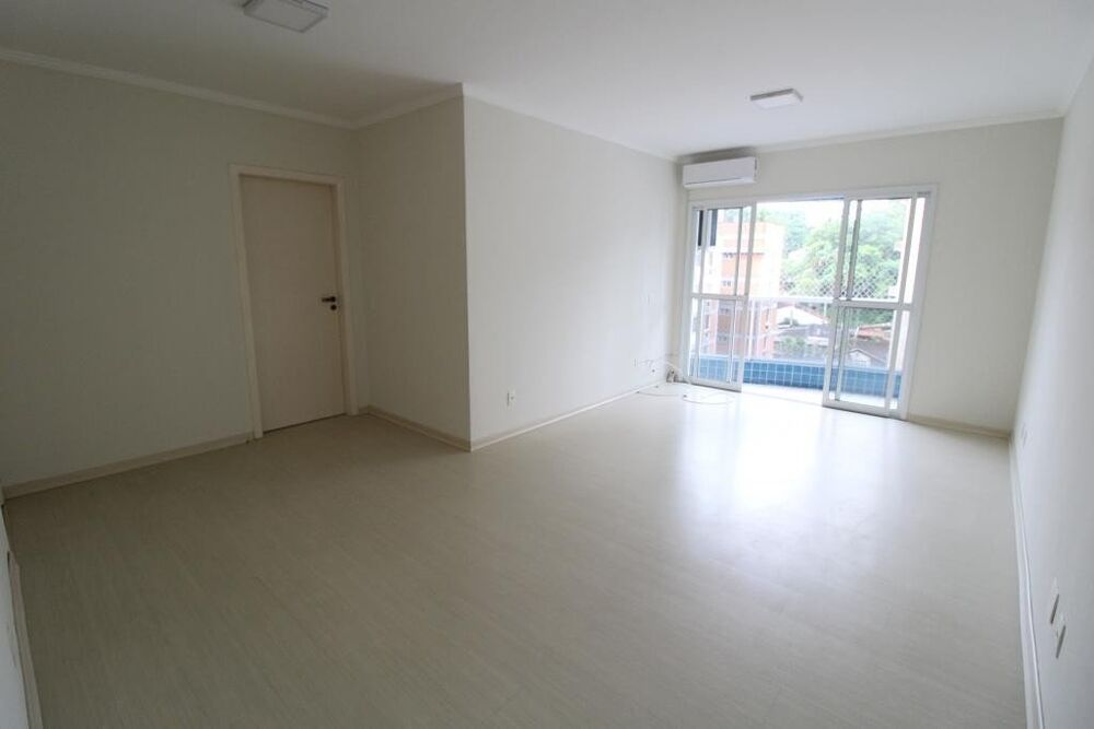 Apartamento para alugar com 4 quartos, 106m² - Foto 7