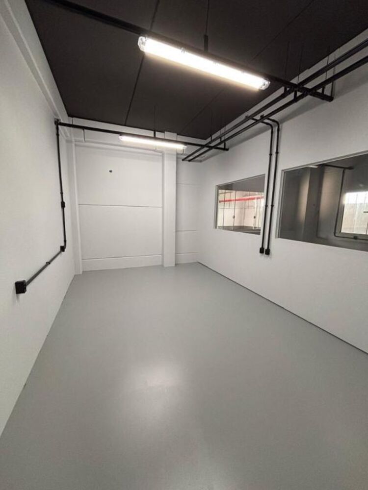 Depósito-Galpão-Armazém para alugar, 1800m² - Foto 14