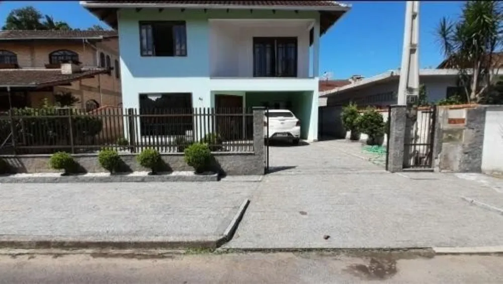 Sobrado, 3 quartos, 313 m² - Foto 1