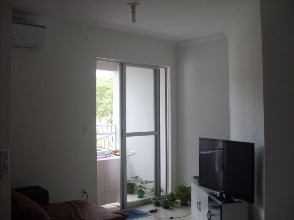 Apartamento à venda com 3 quartos, 73m² - Foto 2