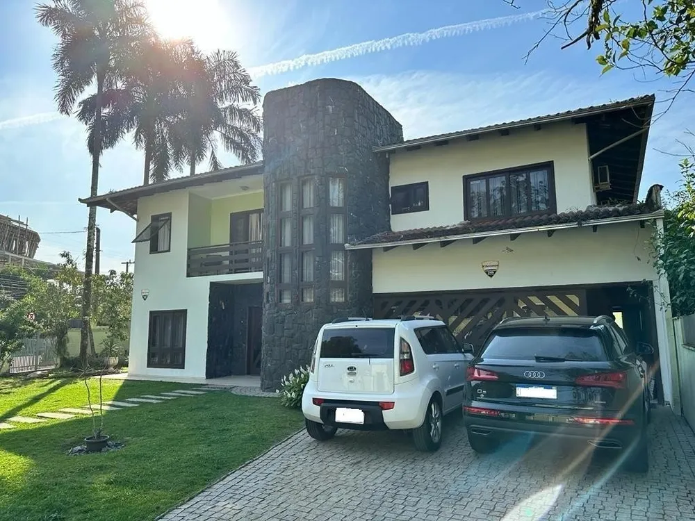 Casa, 3 quartos, 1170 m² - Foto 1