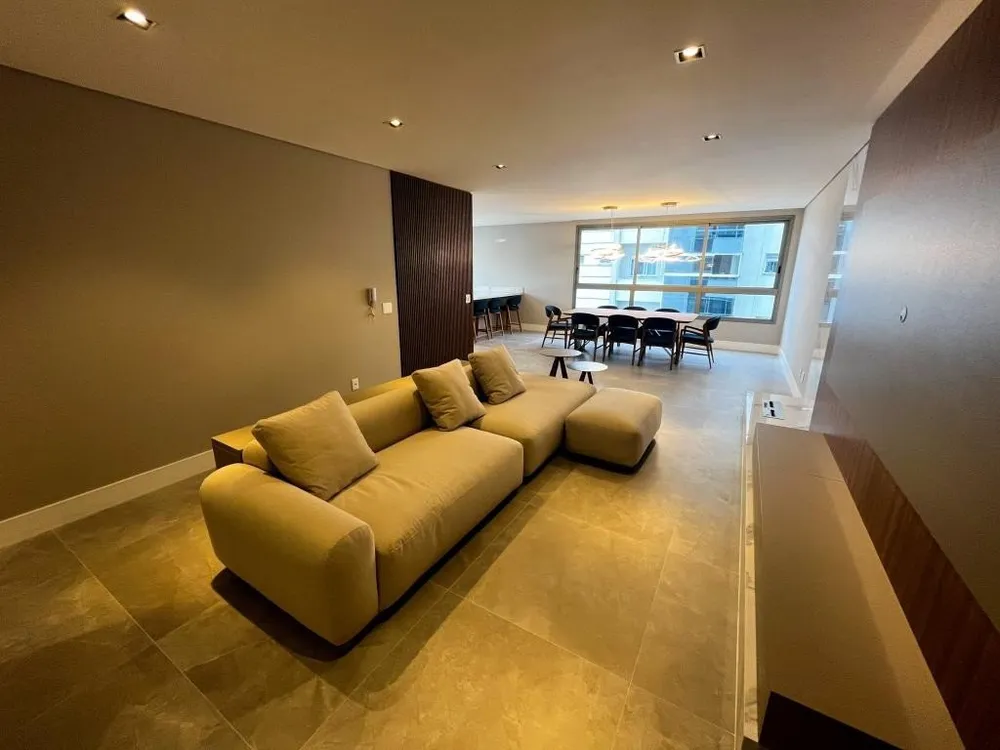 Apartamento, 3 quartos, 161 m² - Foto 2