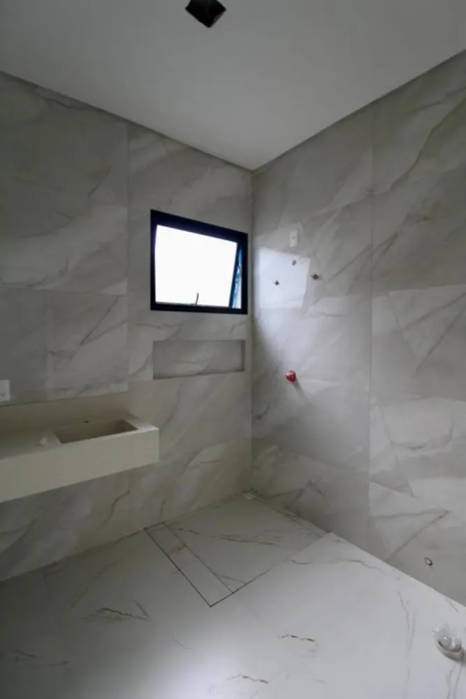 Casa, 4 quartos, 232 m² - Foto 3