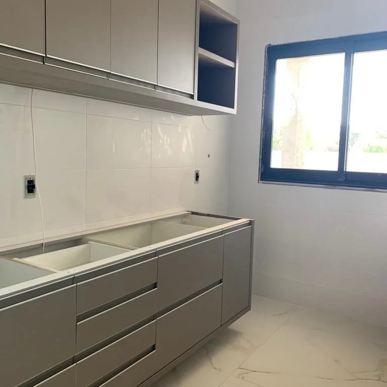 Casa à venda com 5 quartos, 245m² - Foto 11