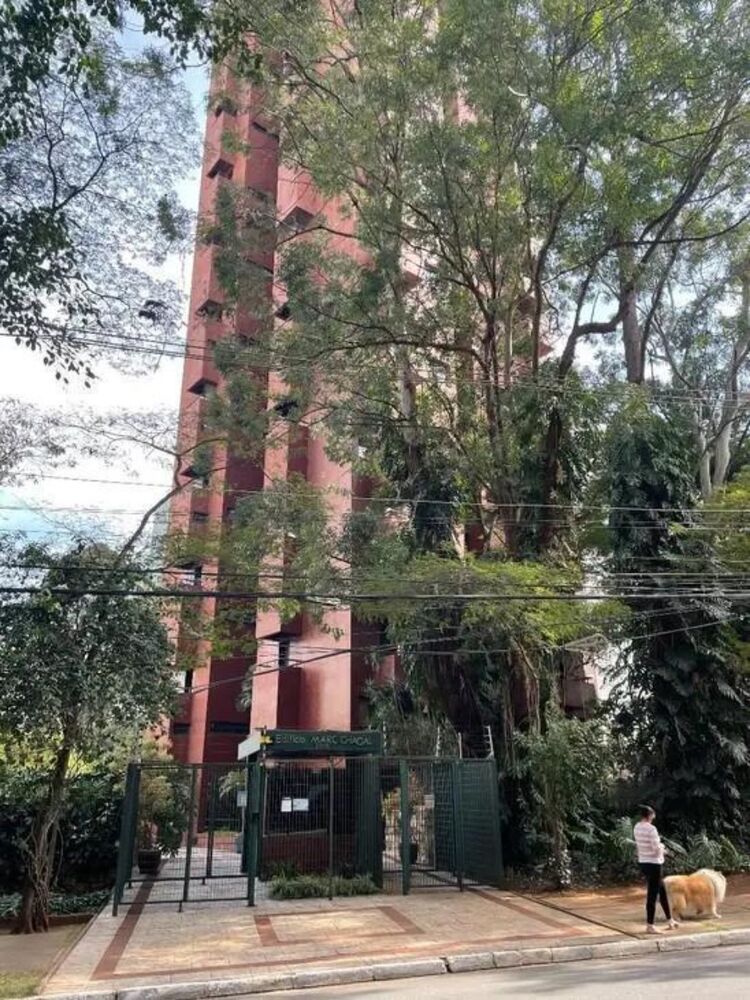 Apartamento à venda com 2 quartos, 100m² - Foto 1