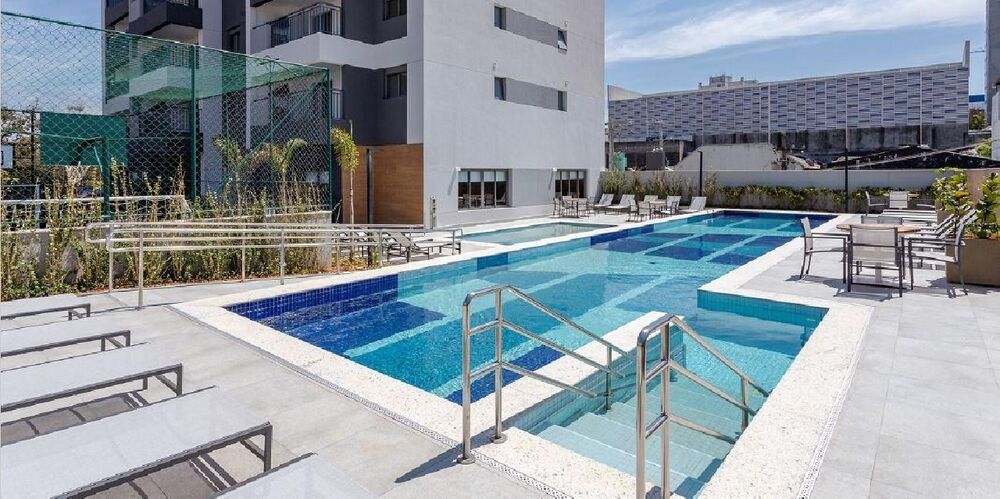 Apartamento à venda com 2 quartos, 64m² - Foto 1