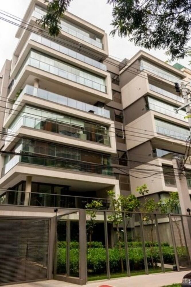 Apartamento, 3 quartos, 216 m² - Foto 1