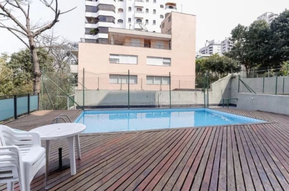 Apartamento à venda com 3 quartos, 230m² - Foto 4