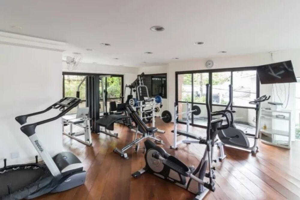 Apartamento à venda com 3 quartos, 230m² - Foto 8