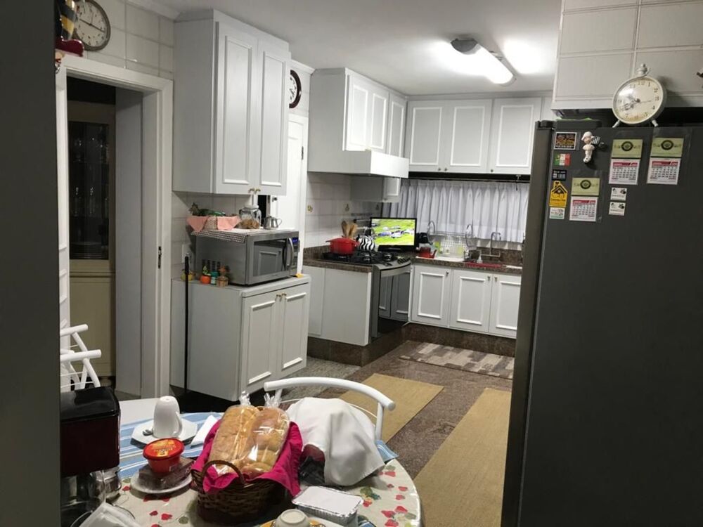 Apartamento à venda com 3 quartos, 230m² - Foto 21