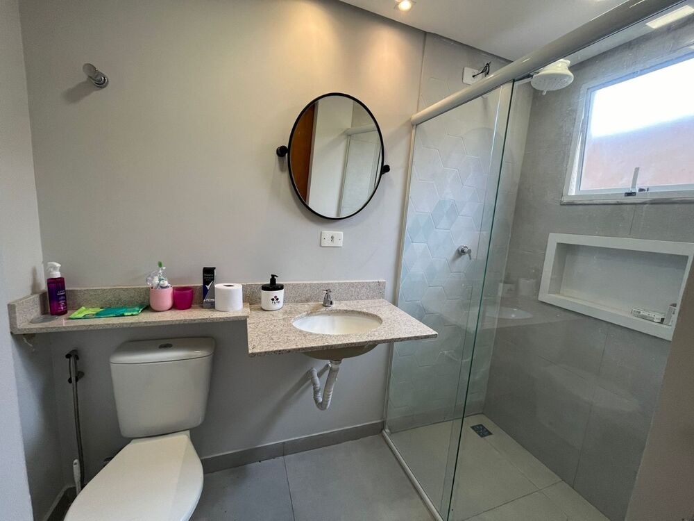 Casa, 5 quartos, 198 m² - Foto 1