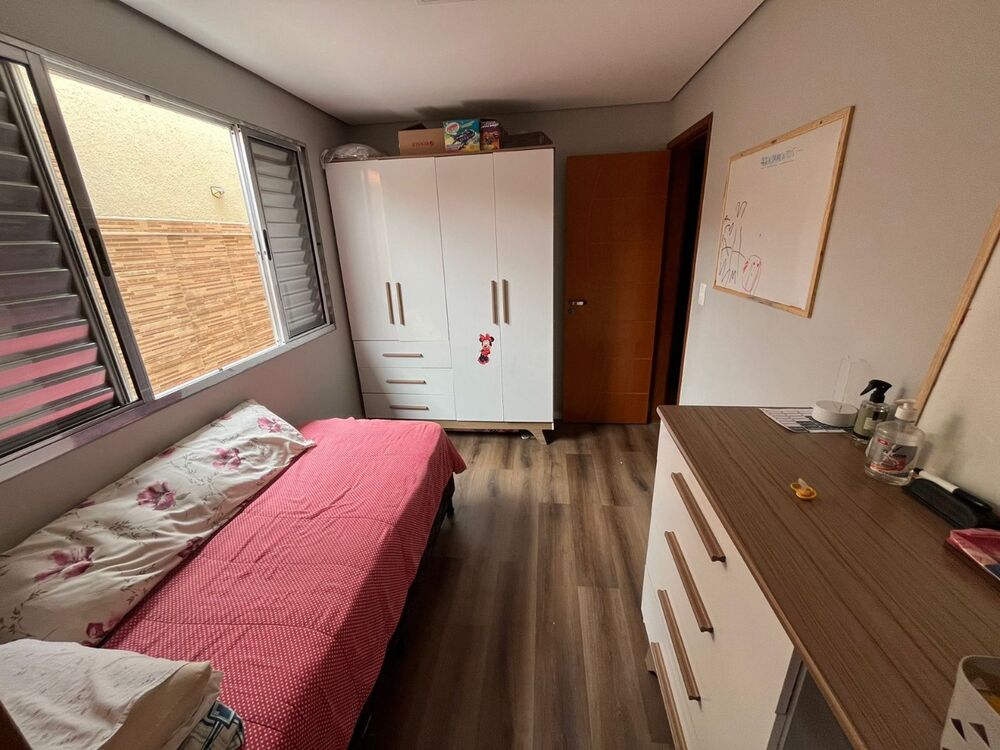Casa, 5 quartos, 198 m² - Foto 2