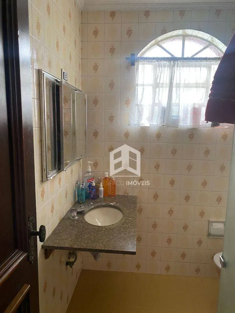 Casa, 4 quartos, 276 m² - Foto 1