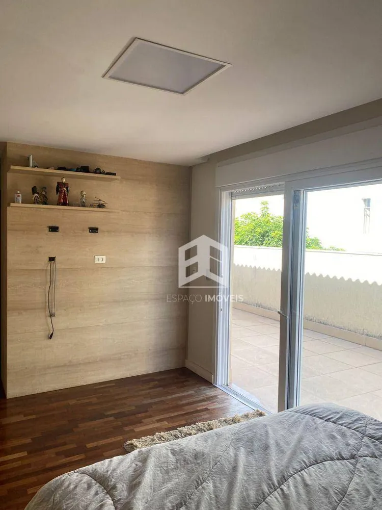 Sobrado, 4 quartos, 260 m² - Foto 1
