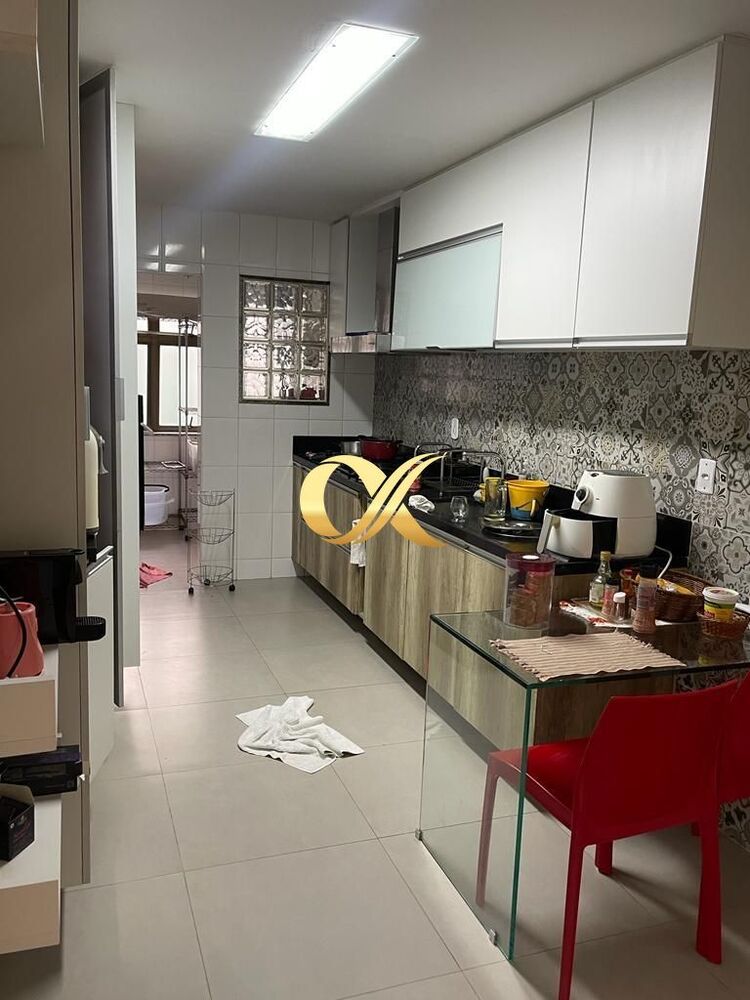 Apartamento à venda com 5 quartos, 299m² - Foto 7