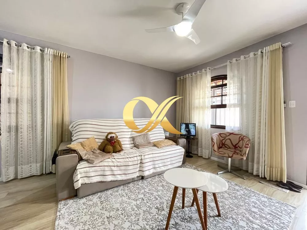 Casa, 3 quartos, 238 m² - Foto 4