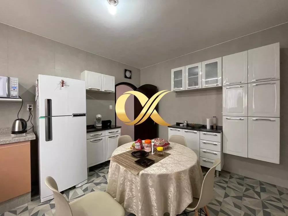 Casa, 3 quartos, 238 m² - Foto 14