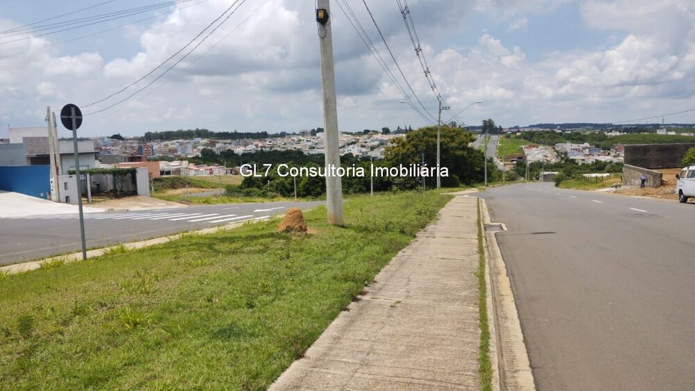 Loteamento e Condomínio, 686 m² - Foto 1