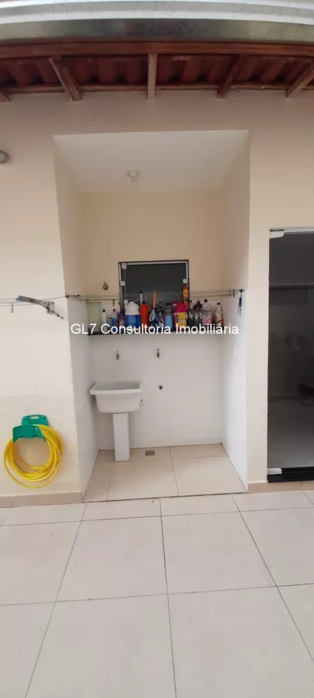 Casa à venda com 3 quartos, 72m² - Foto 8