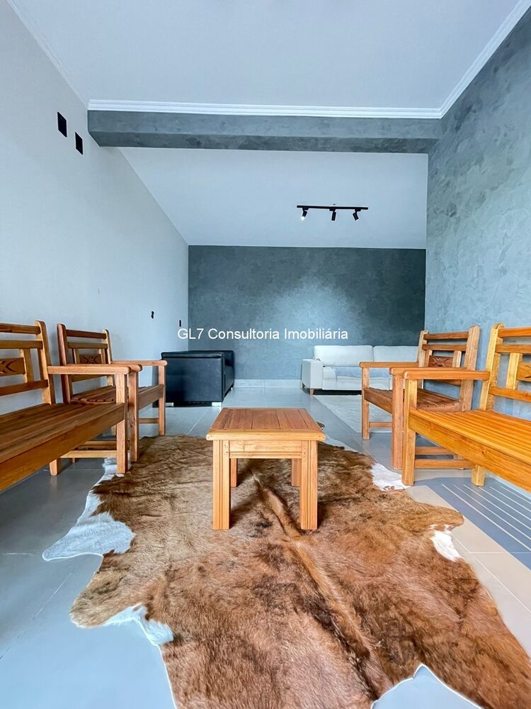 Chácara à venda com 3 quartos, 2200m² - Foto 2
