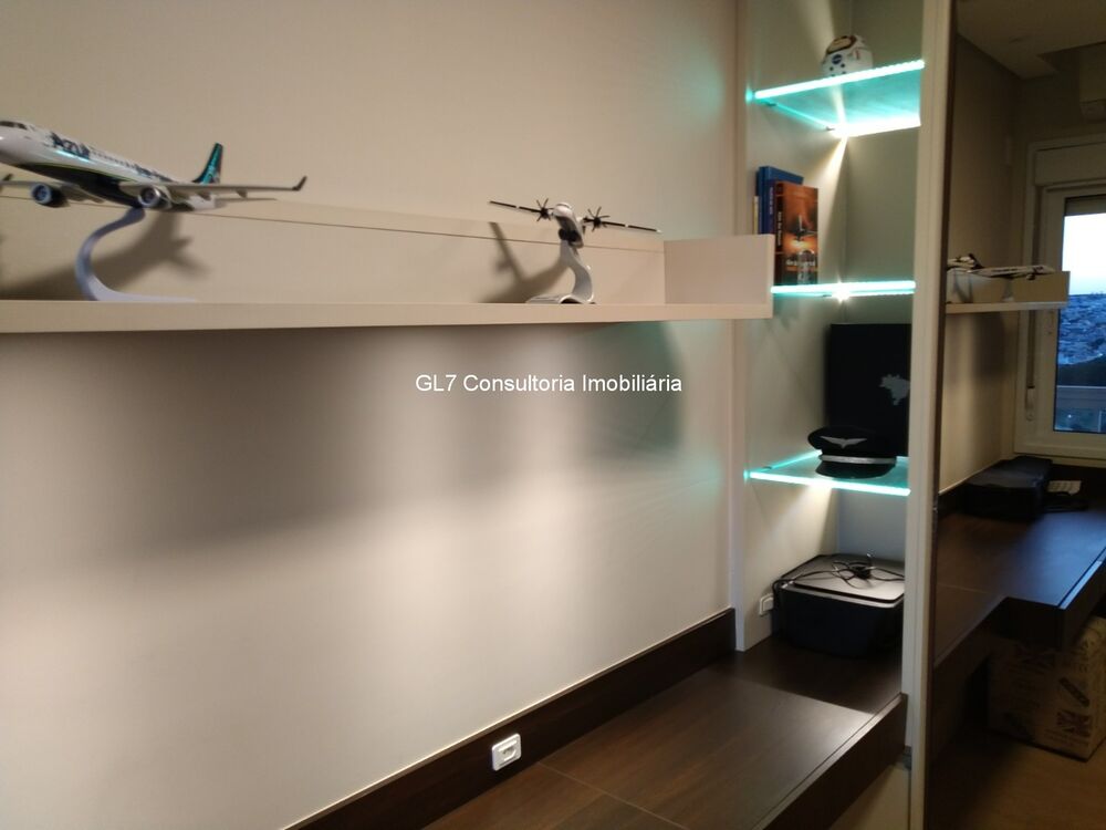 Apartamento à venda com 2 quartos, 75m² - Foto 2