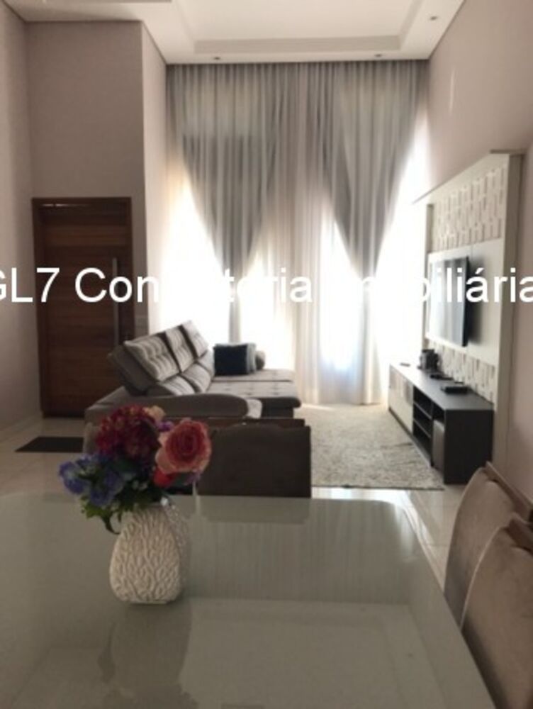 Casa, 3 quartos, 136 m² - Foto 1