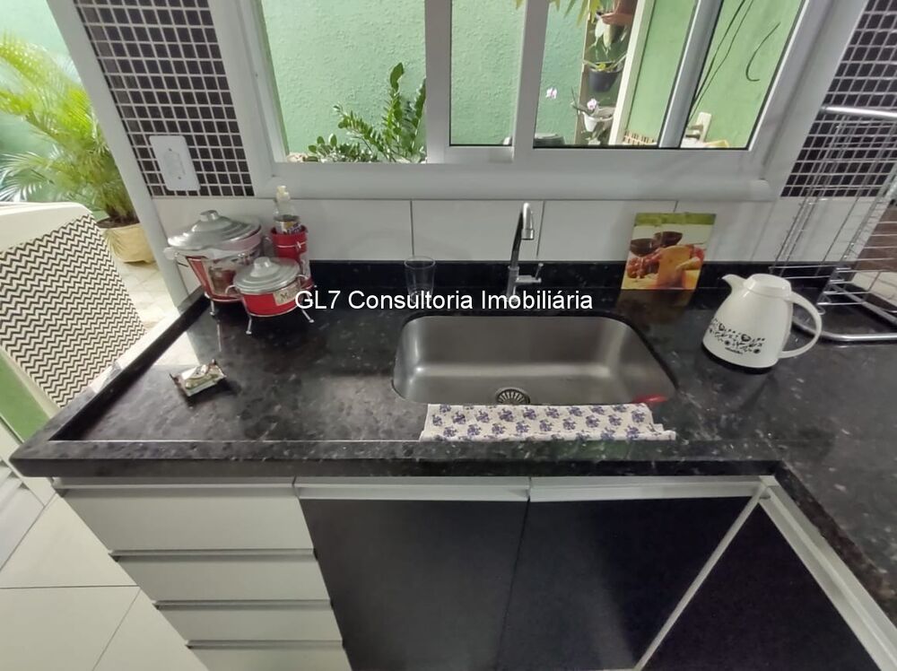 Casa à venda com 3 quartos, 23m² - Foto 4