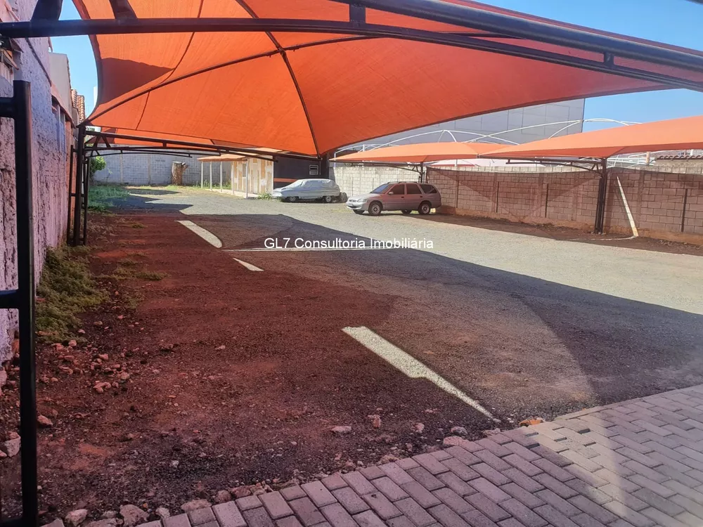 Loteamento e Condomínio, 750 m² - Foto 1