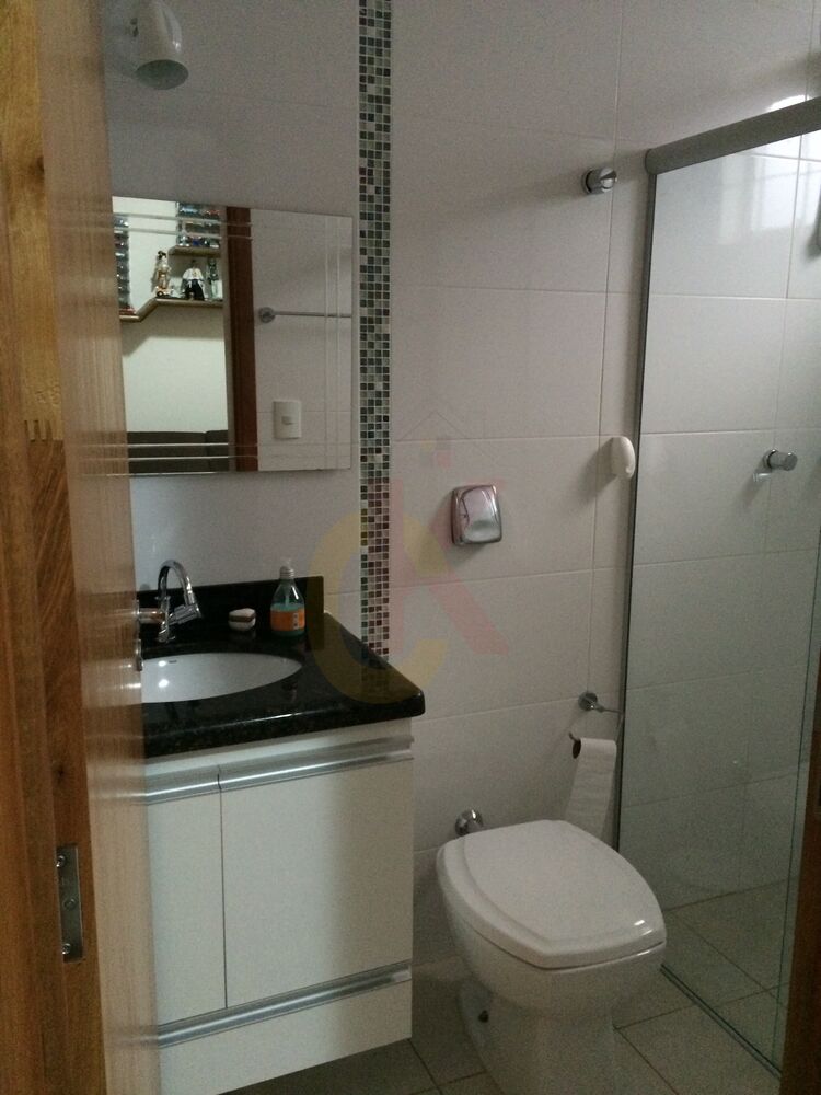 Casa, 3 quartos, 160 m² - Foto 2