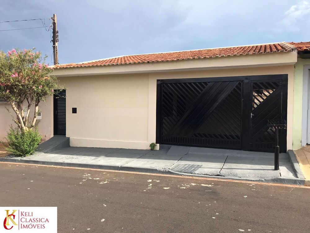 Casa à venda com 3 quartos - Foto 1