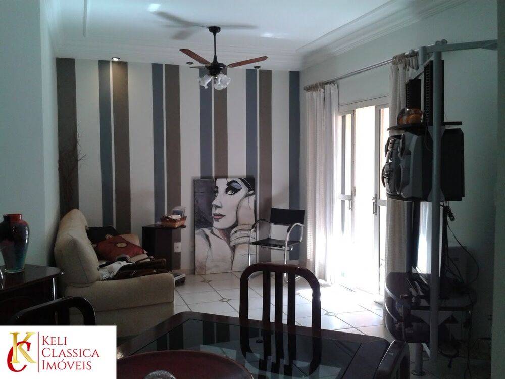 Apartamento à venda com 2 quartos, 72m² - Foto 1