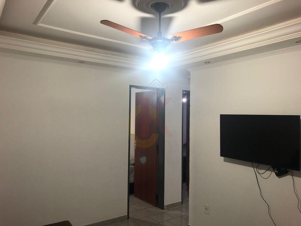 Apartamento à venda com 2 quartos, 48m² - Foto 2