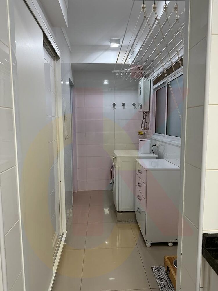 Apartamento à venda com 3 quartos, 148m² - Foto 3