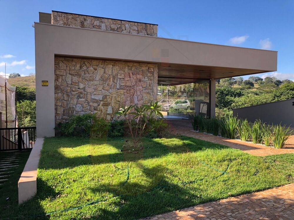 Casa à venda com 3 quartos - Foto 1