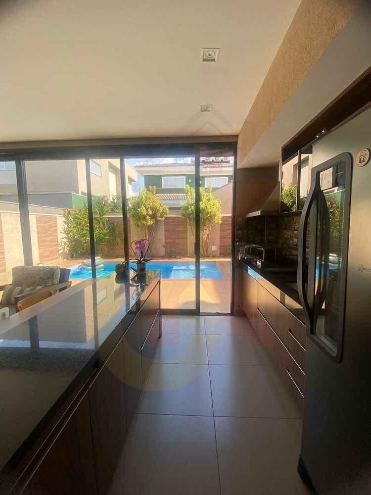 Casa, 4 quartos, 302 m² - Foto 4