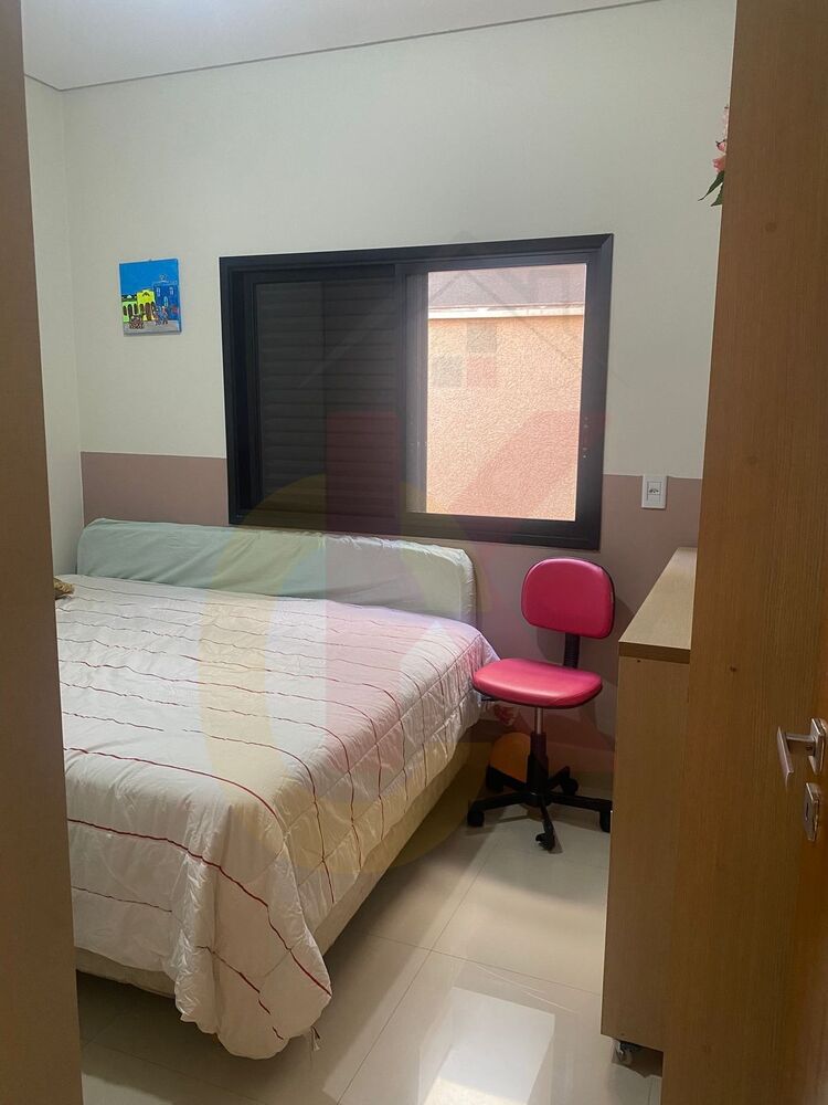 Casa, 4 quartos, 302 m² - Foto 2