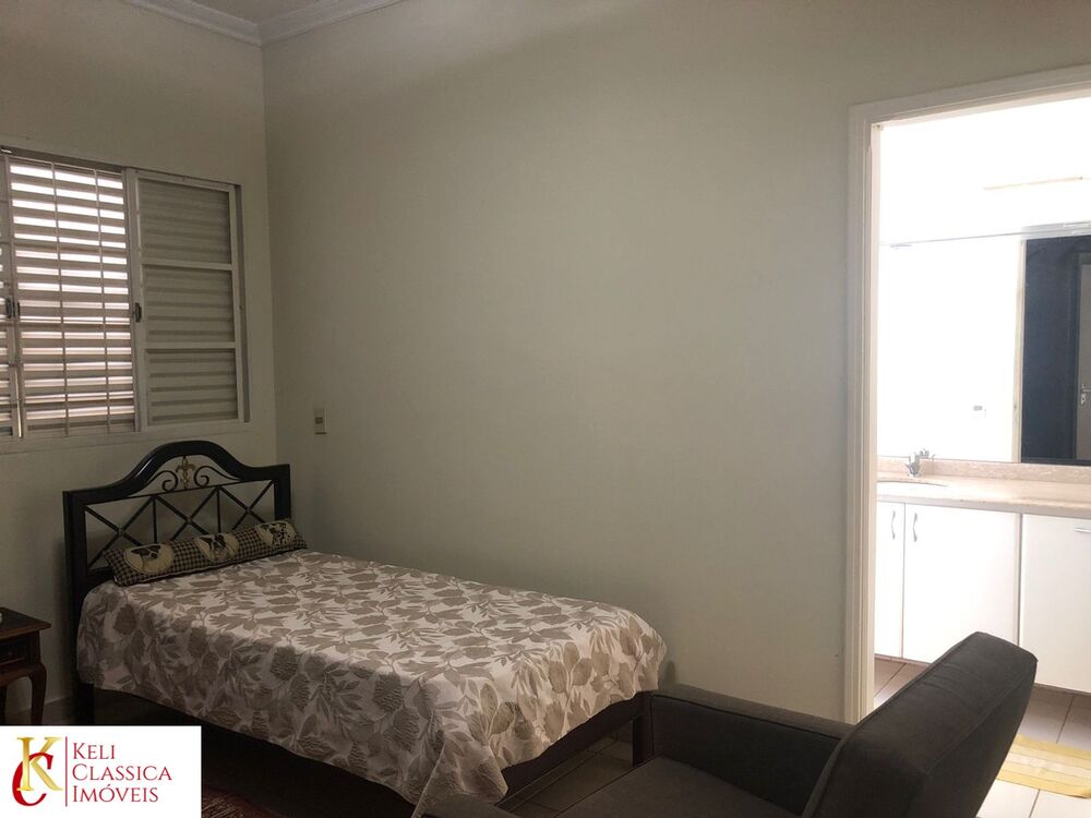 Casa, 3 quartos, 288 m² - Foto 8