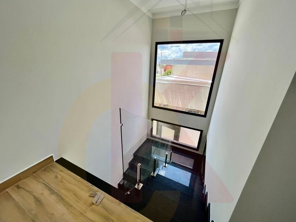 Casa, 3 quartos, 210 m² - Foto 1