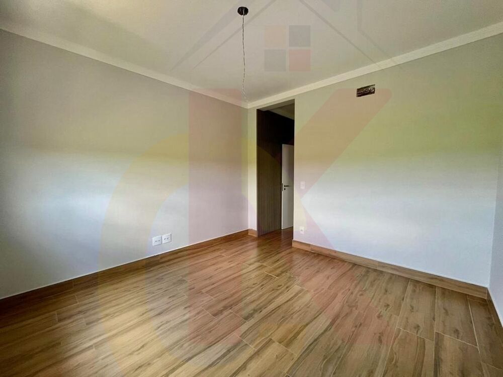 Casa, 3 quartos, 210 m² - Foto 3