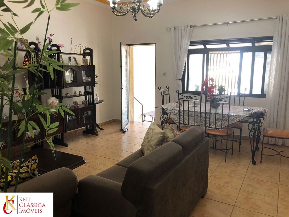 Casa, 3 quartos, 143 m² - Foto 1