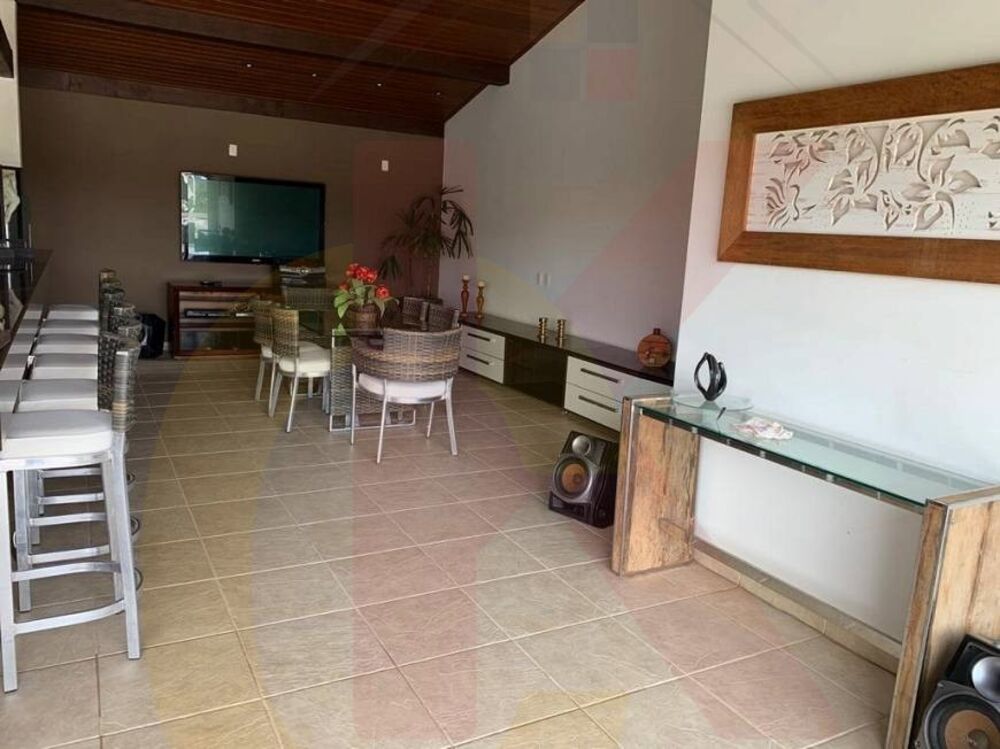 Casa para alugar com 7 quartos, 560m² - Foto 2