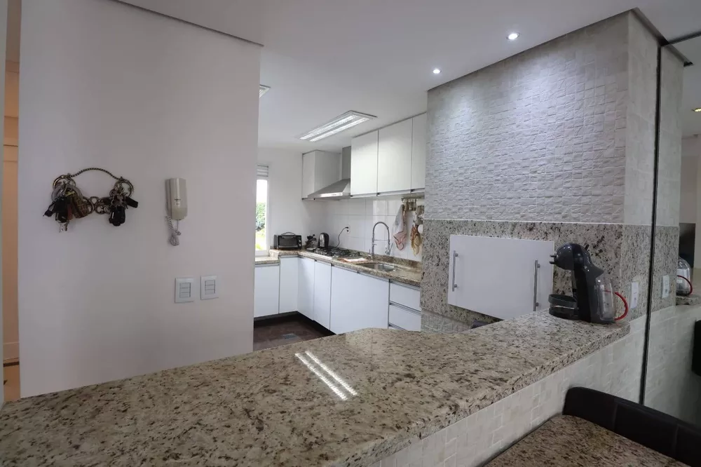 Casa de Condomínio para alugar com 4 quartos, 156m² - Foto 3