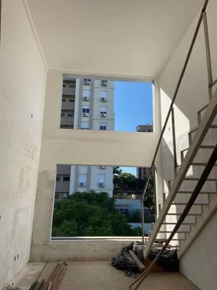 Cobertura à venda com 2 quartos, 143m² - Foto 3