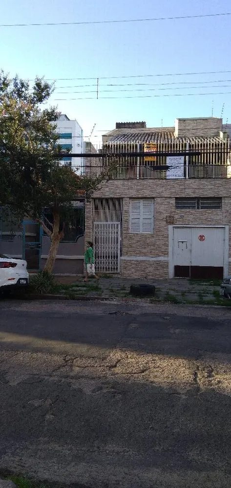 Casa, 3 quartos, 227 m² - Foto 1