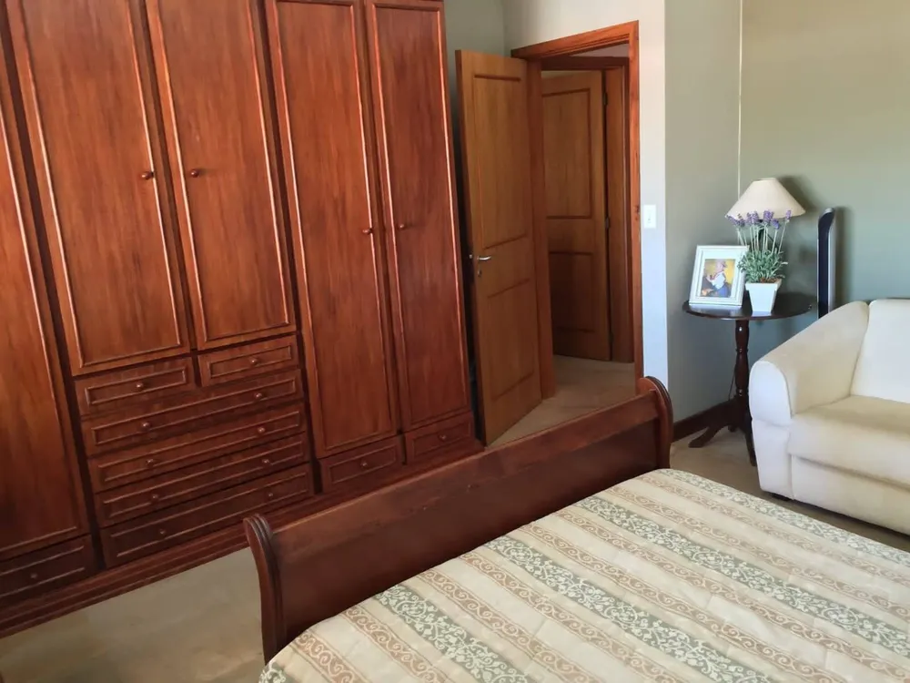 Casa, 4 quartos, 392 m² - Foto 9