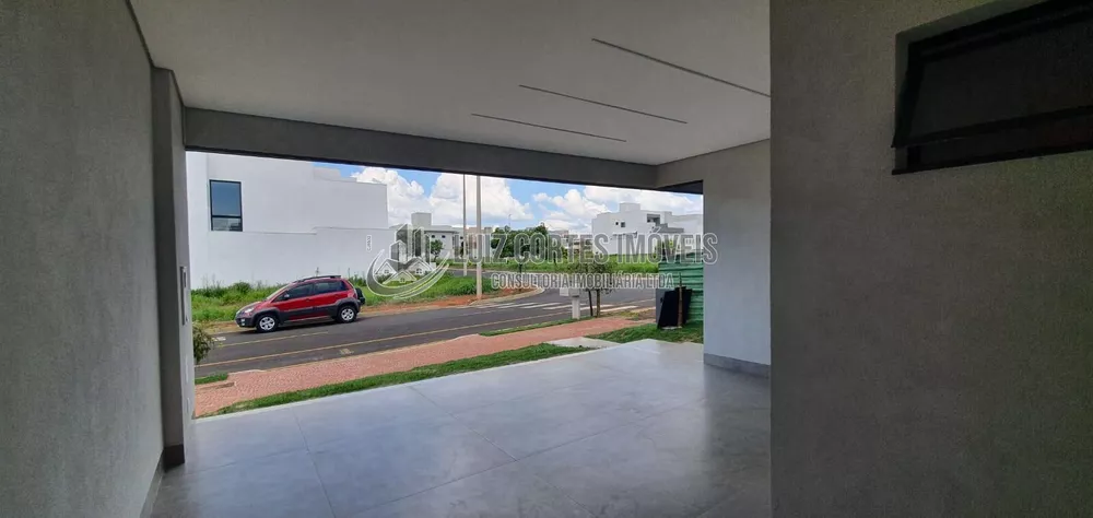 Casa à venda com 3 quartos, 201m² - Foto 8