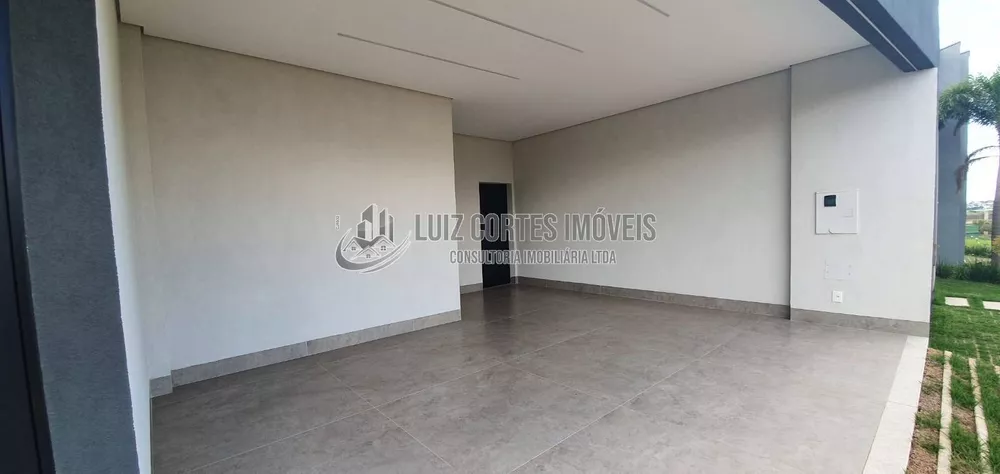 Casa à venda com 3 quartos, 201m² - Foto 7