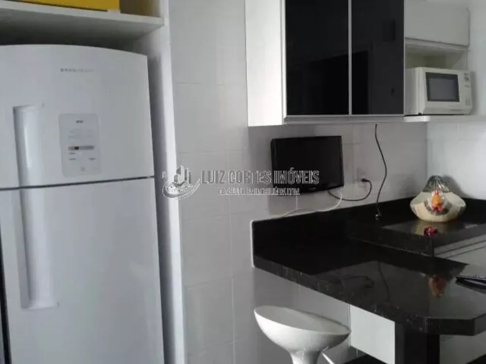 Apartamento à venda com 3 quartos, 97m² - Foto 3