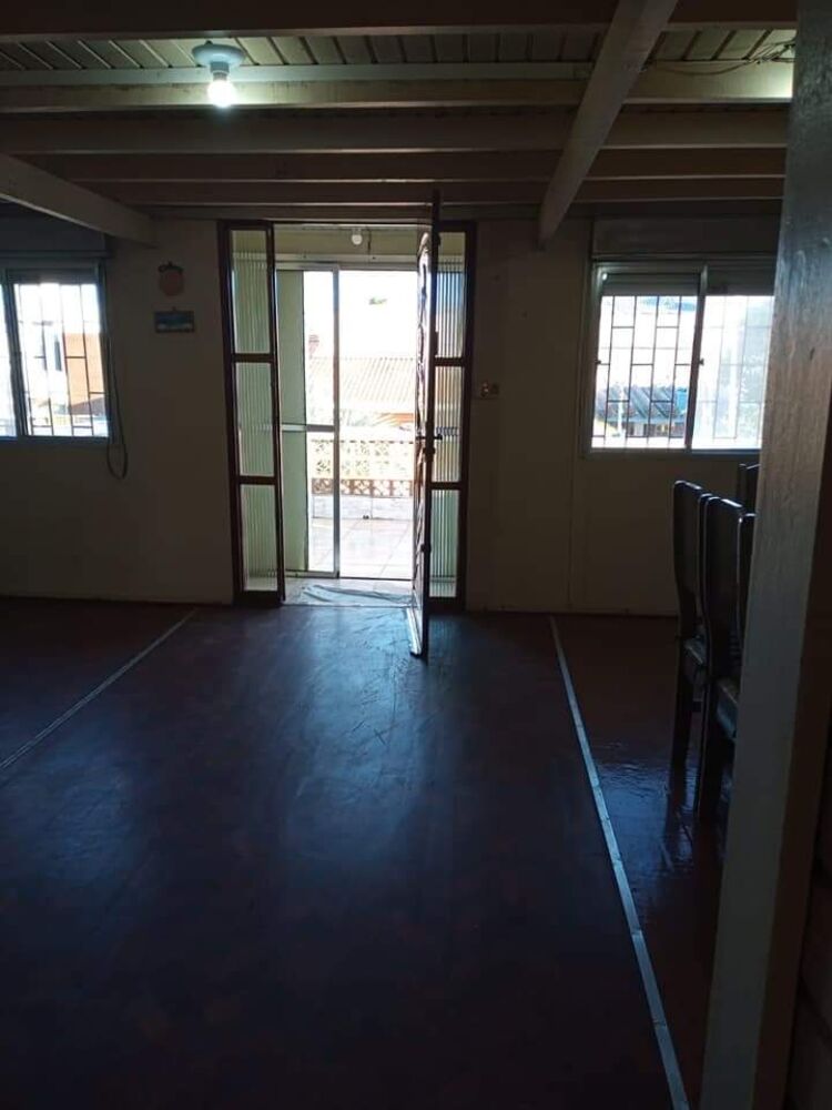 Casa à venda com 5 quartos, 200m² - Foto 19