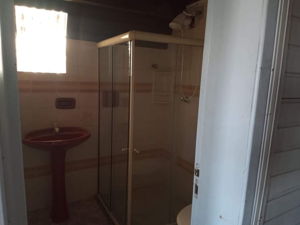 Casa à venda com 5 quartos, 200m² - Foto 42